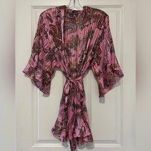 VICTORIA’S SECRET Pink Satin Paisley Mini Robe - Size XS/S